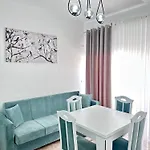 아파트 Philip Sea View *