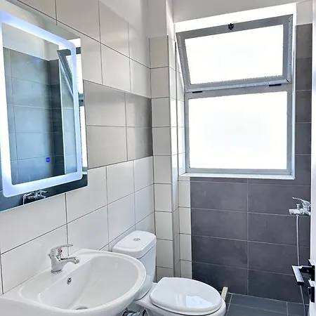 Philip Sea View Sarandë