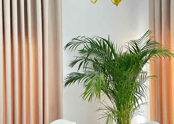 Philip Sea View 公寓 *